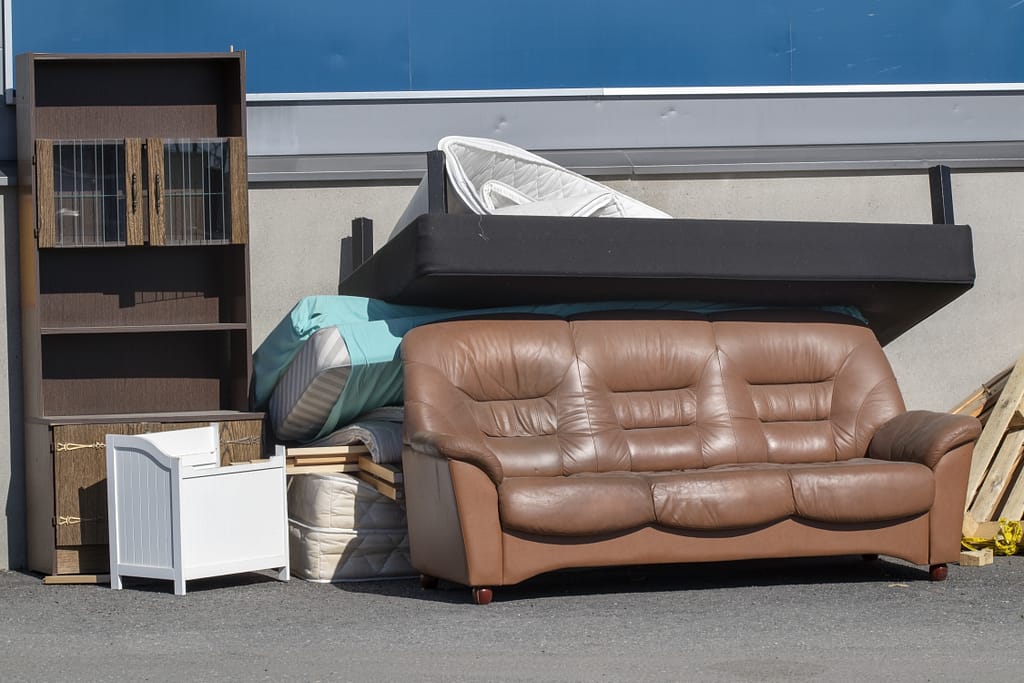 Champs Junk Removal Furniture Cleanup